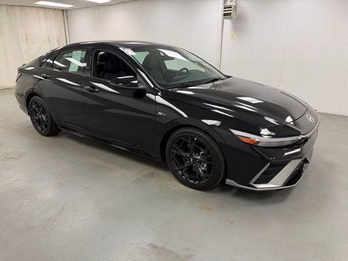 Used 2025 Hyundai Elantra N Line image 5