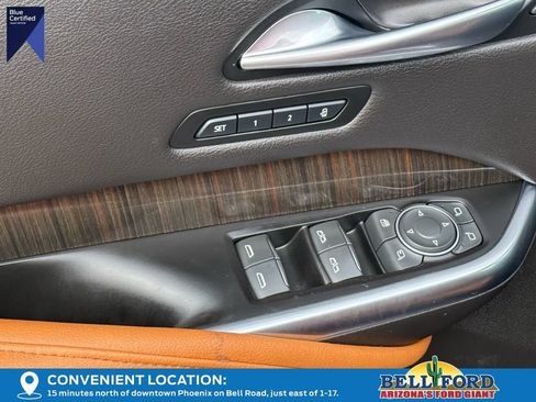 Used 2020 Cadillac XT4 Premium Luxury FWD image 17