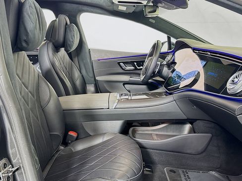 Certified 2023 Mercedes-Benz EQS AMG 4MATIC image 7