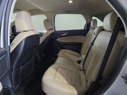 Used 2020 Ford Edge SEL w/ Convenience Package AWD/4WD image 15