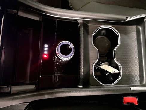 Used 2024 Jeep Grand Cherokee Laredo w/ Trailer Tow Package image 17