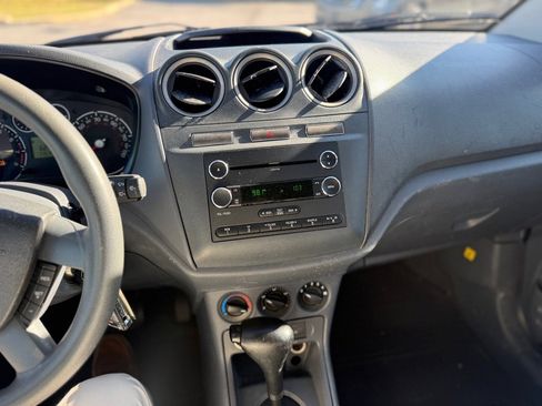 Used 2013 Ford Transit Connect XLT image 16