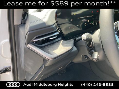 Certified 2025 Audi Q5 Premium w/ Convenience Package image 46