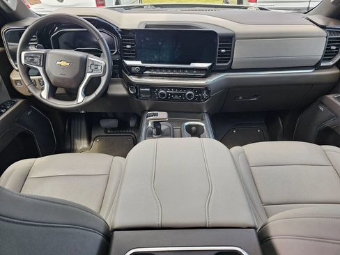 Used 2025 Chevrolet Silverado 1500 LTZ w/ LTZ Premium Package AWD/4WD image 18