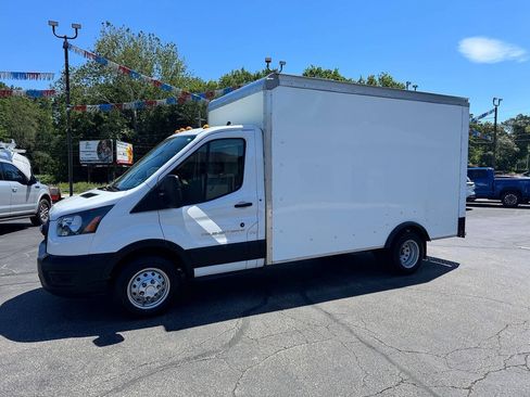 Used 2023 Ford Transit 350 DRW RWD image 5