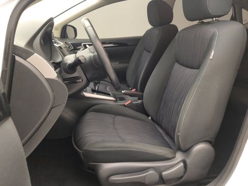 Used 2019 Nissan Sentra SV FWD image 17