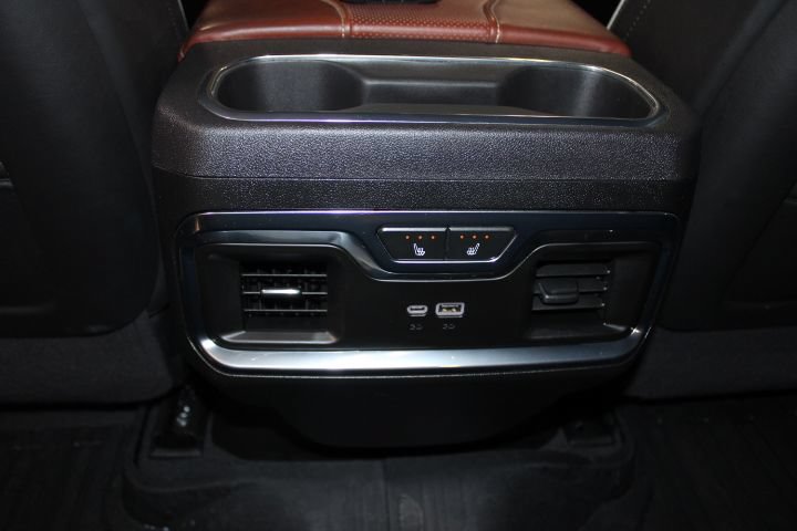Used 2024 GMC Sierra 2500 Denali Ultimate AWD/4WD image 22