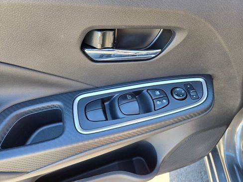 New 2025 Nissan Versa SR w/ Trunk Package image 9