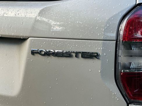 Used 2015 Subaru Forester 2.5i Premium image 6