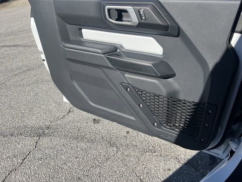 New 2025 Ford Bronco 2-Door AWD/4WD image 12