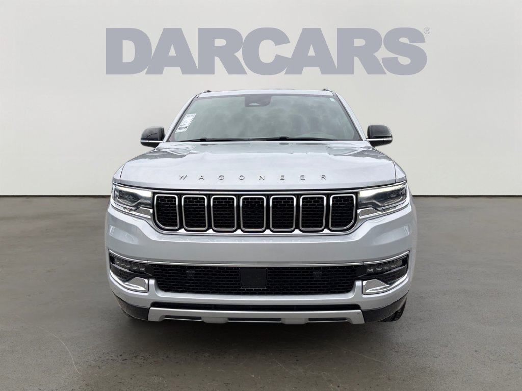 Used 2024 Jeep Wagoneer Series II AWD/4WD image 2