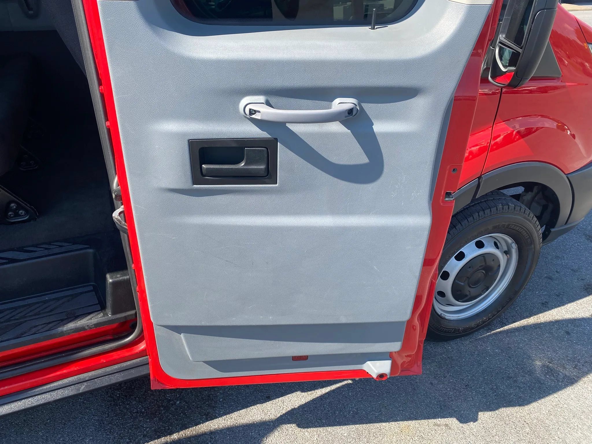 Used 2016 Ford Transit 350 XL RWD image 23