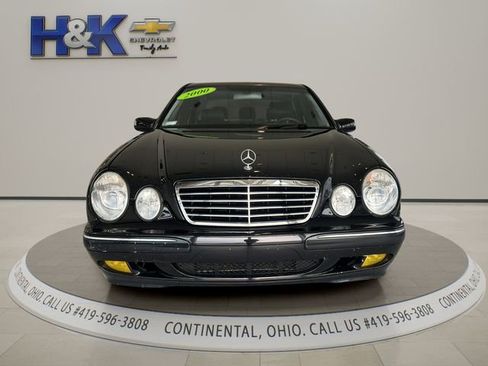 Used 2000 Mercedes-Benz E 320 Sedan image 2