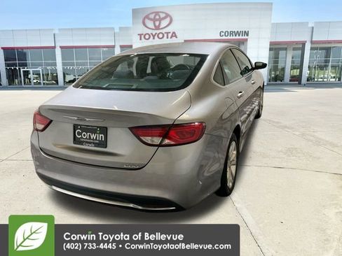 Used 2016 Chrysler 200 Limited image 8