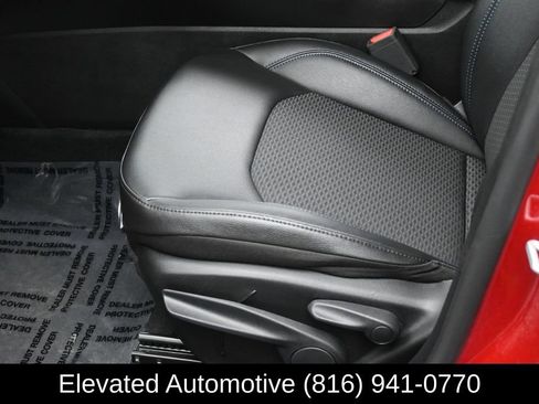 Used 2025 Jeep Compass Latitude w/ Altitude Special Edition AWD/4WD image 14