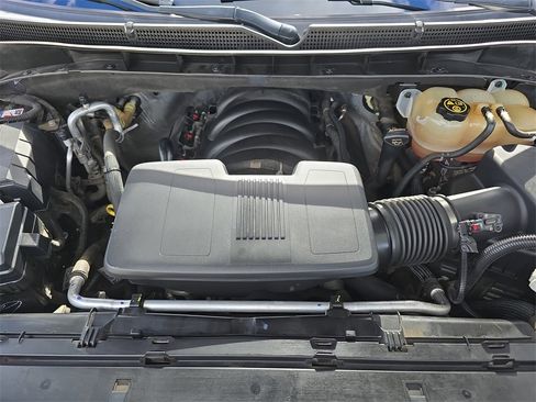 Used 2022 Cadillac Escalade Premium Luxury w/ Performance Package image 36