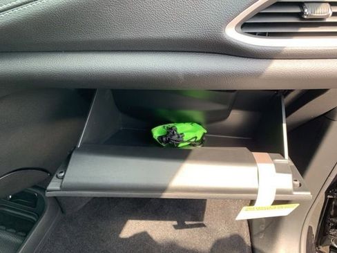 New 2026 Chrysler Pacifica Select image 30