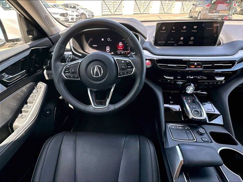 Used 2024 Acura MDX SH-AWD w/ Technology Package image 8