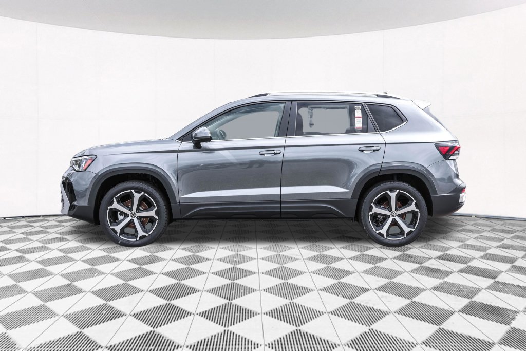 Used 2026 Volkswagen Taos SEL AWD/4WD image 16