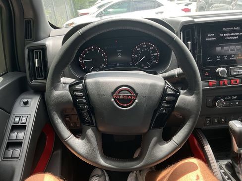 Used 2026 Nissan Frontier PRO-4X AWD/4WD image 32
