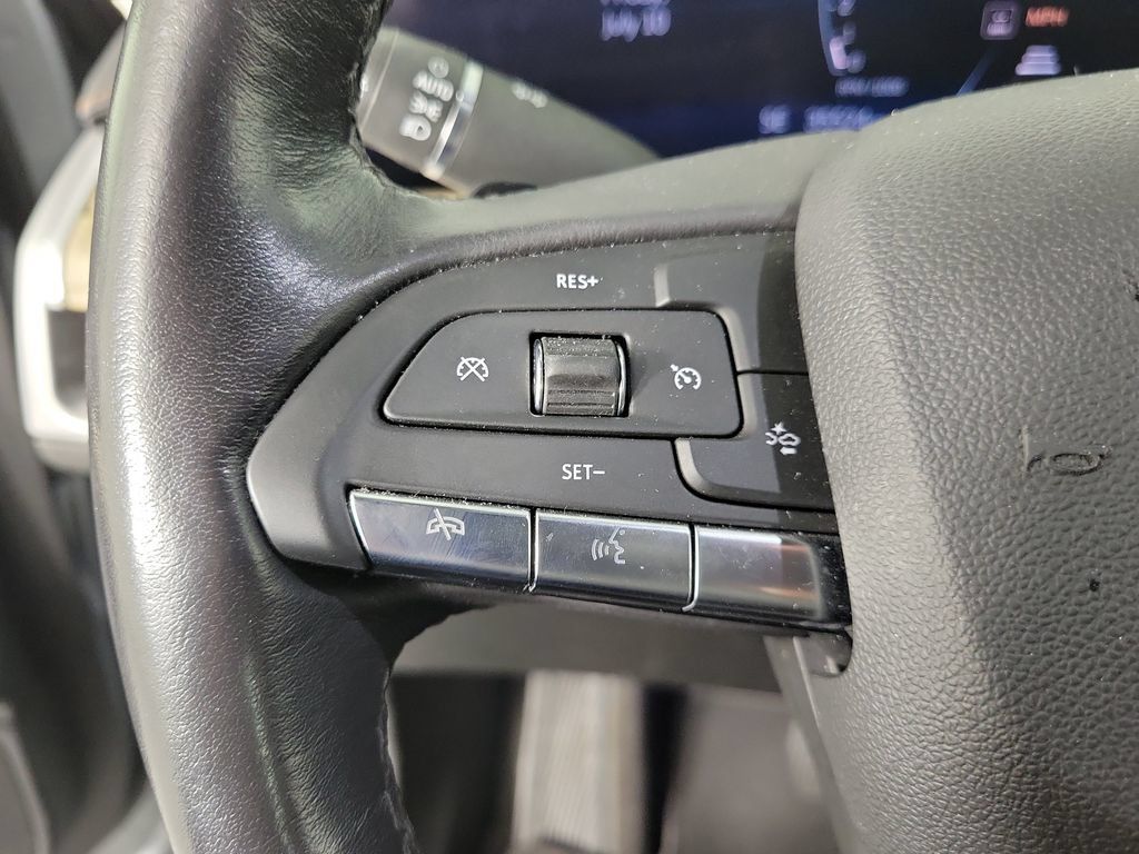 Certified 2024 Cadillac XT4 Luxury FWD image 22