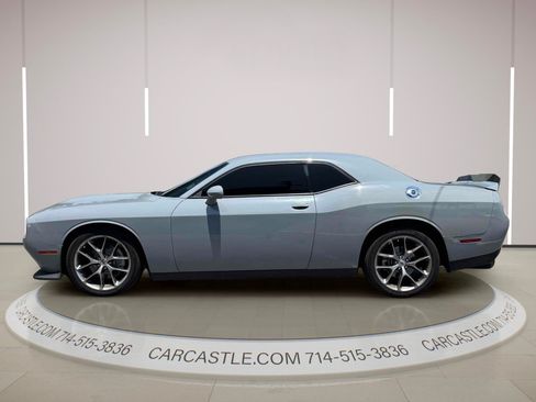 Used 2022 Dodge Challenger GT RWD image 3