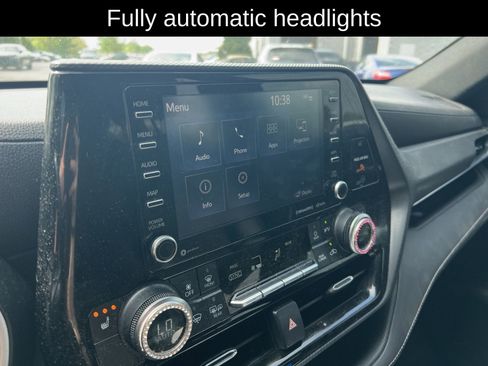 Used 2021 Toyota Highlander XSE image 12