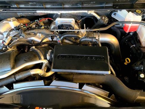 Used 2024 GMC Sierra 3500 Denali Ultimate image 32