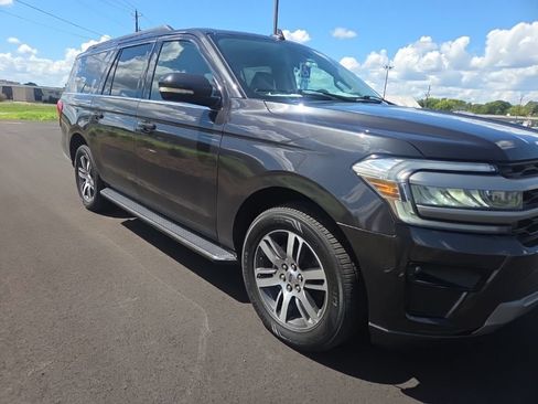 Used 2023 Ford Expedition Max XLT RWD image 14