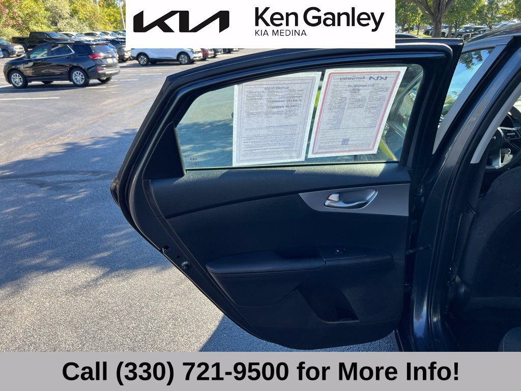 Certified 2022 Kia Forte LXS FWD image 42