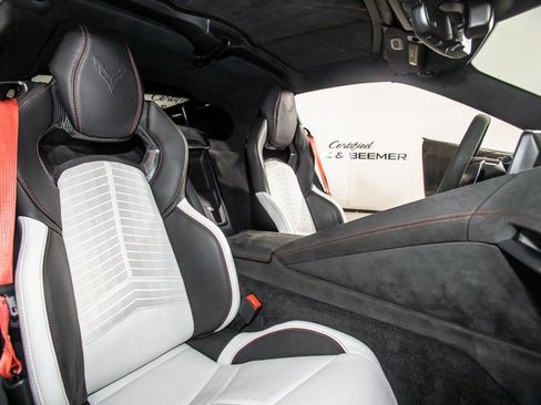 Used 2023 Chevrolet Corvette Stingray Premium Cpe w/ Z51 Performance Package image 15