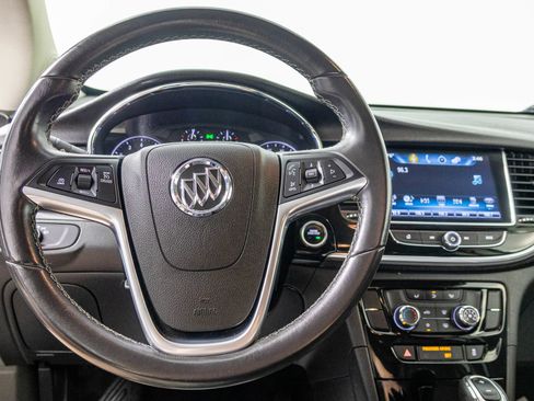 Used 2020 Buick Encore Preferred FWD image 28