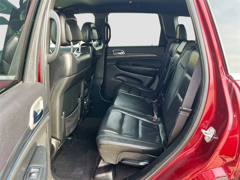 Used 2019 Jeep Grand Cherokee Limited image 25