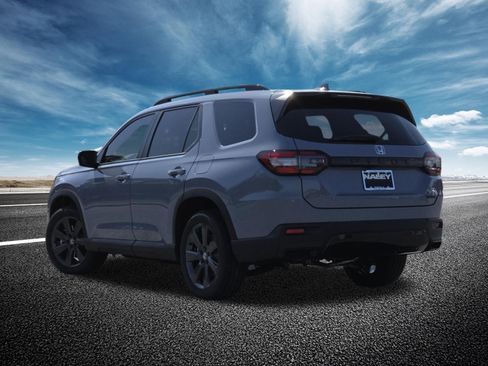 New 2026 Honda Pilot Sport image 8