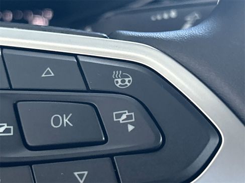 New 2026 Volkswagen Taos S image 22