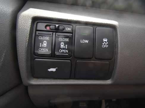 Used 2015 Honda Odyssey EX-L image 17