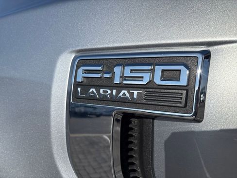 Used 2021 Ford F150 Lariat image 11