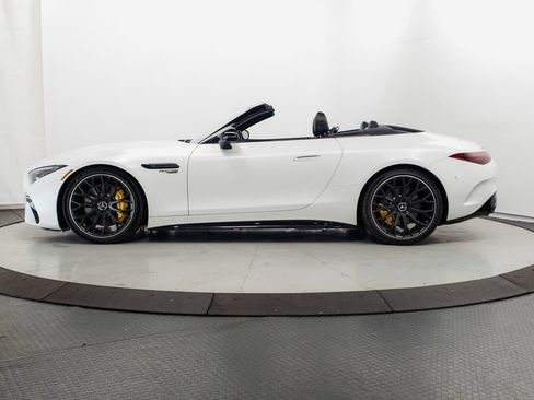 Used 2022 Mercedes-Benz SL 63 AMG 4MATIC image 5