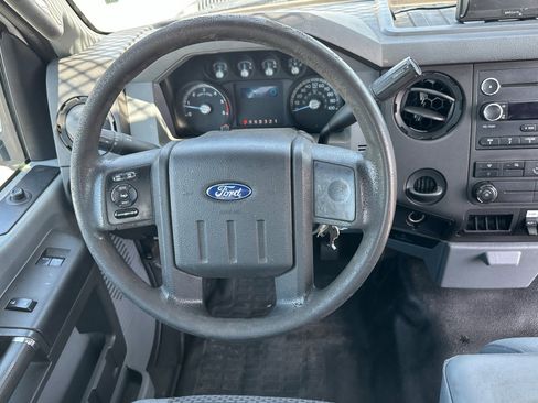 Used 2016 Ford F550 Contractor Body image 14