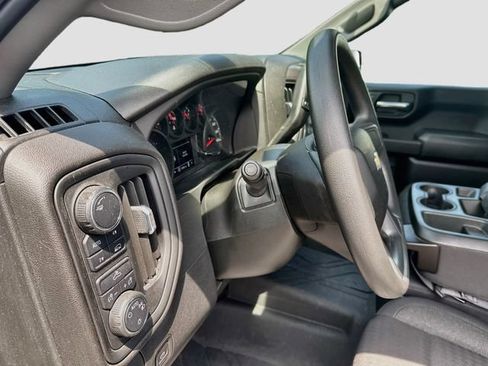 Used 2024 Chevrolet Silverado 1500 Custom AWD/4WD image 10