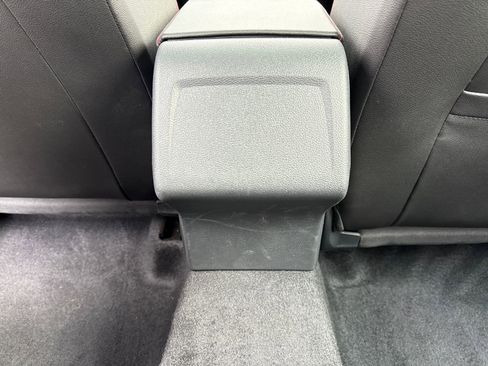 Certified 2025 Volkswagen Jetta GLI Autobahn w/ GLI Black Package image 31