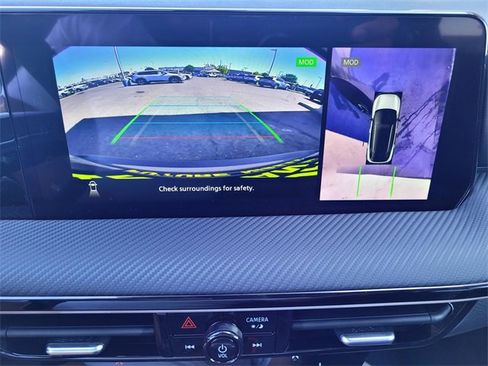 New 2025 Nissan Kicks SR w/ SR Premium Package image 9