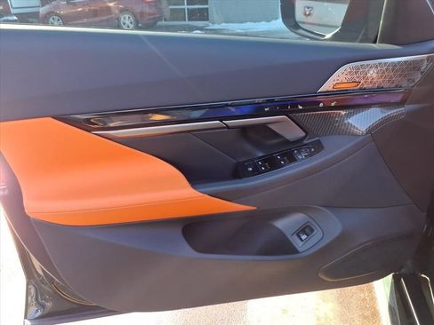 Used 2025 BMW M5 Touring w/ M Driver's Package image 12