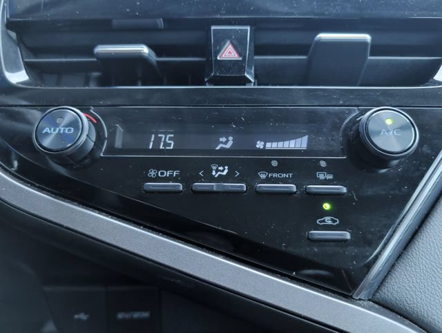 Used 2024 Toyota Camry SE FWD image 18