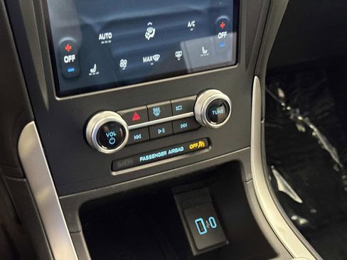 Used 2024 Ford Edge SEL w/ Convenience Package image 22