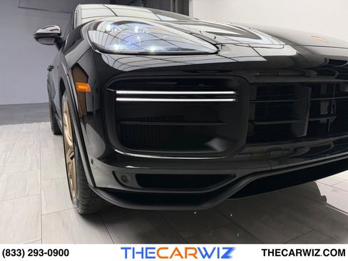 Used 2023 Porsche Cayenne Turbo GT image 35