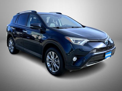 Used 2017 Toyota RAV4 Limited w/ Advanced Technology Package AWD/4WD image 3
