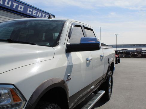 Used 2018 RAM 2500 Laramie w/ Convenience Group AWD/4WD image 12