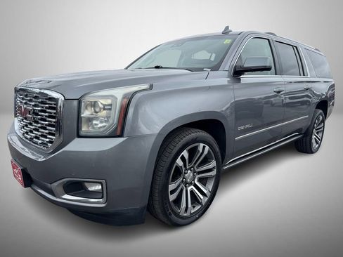 Used 2020 GMC Yukon XL Denali w/ Denali Ultimate Package image 2