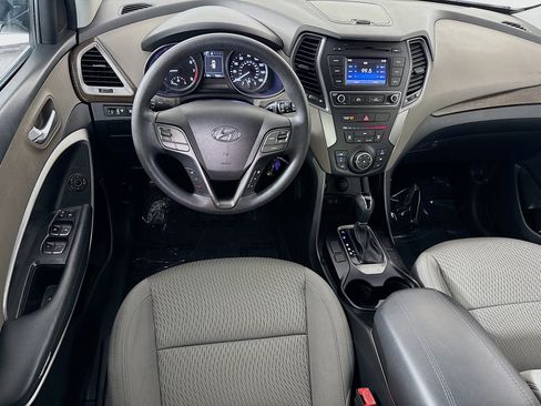 Used 2017 Hyundai Santa Fe Sport image 17